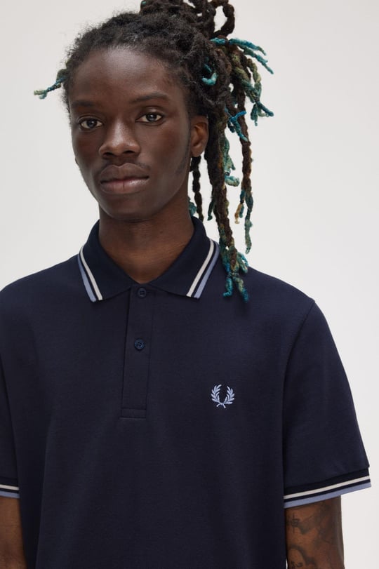 Fred Perry Fred Perry Erkek Çift Manşet ve Yaka Detaylı Kısa Kollu Geleneksel Üretim Lacivert T-Shirt M12-Y84