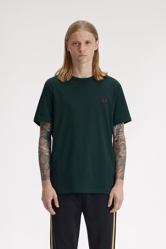Fred Perry Fred Perry Erkek Pamuklu Jarse Kumaş Manşet ve Yuvarlak Yakalı Kısa Kollu Koyu Yeşil T-Shirt M3519-30A
