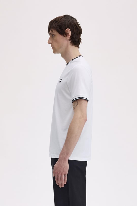 Fred Perry Fred Perry Erkek Regular Fit Kısa Kollu Şerit Detaylı 100 T-Shirt M1588-100
