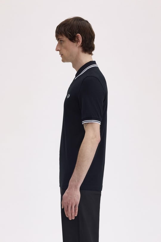 Fred Perry Fred Perry Erkek Regular Fit Yakası ve Kolları Çizgi Detaylı %100 Pamuklu Kısa Kollu 350 Polo Yaka T-Shirt M3600-350