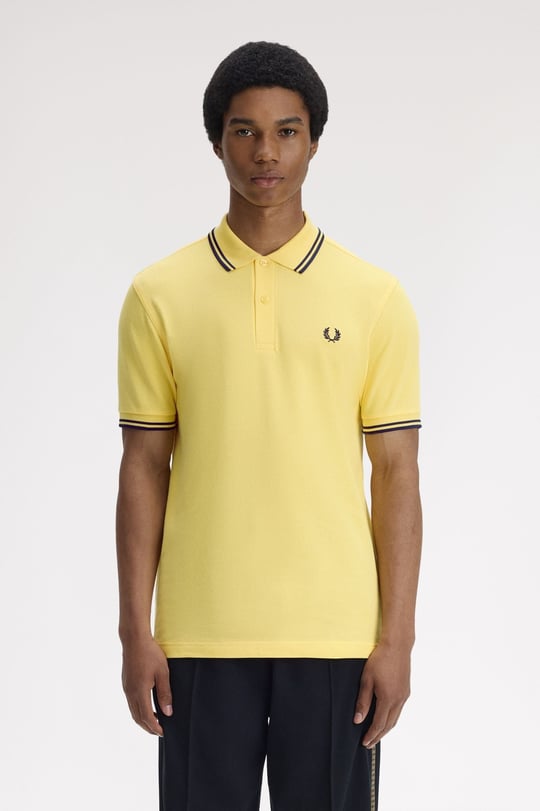 Fred Perry Fred Perry Erkek Regular Fit Yakası ve Kolları Çizgi Detaylı %100 Pamuklu Kısa Kollu 06B Polo Yaka T-Shirt M3600-06B