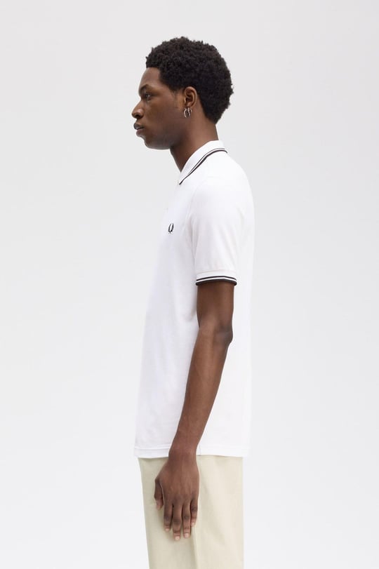 Fred Perry Fred Perry Erkek Regular Fit Yakası ve Kolları Çizgi Detaylı %100 Pamuklu Kısa Kollu Beyaz T-Shirt M3600-200