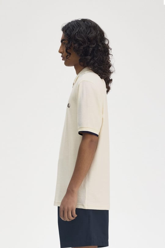Fred Perry Fred Perry Erkek Regular Fit Fermuar Kapamalı %100 Pamuklu Kısa Kollu Bej T-Shirt M9886-560