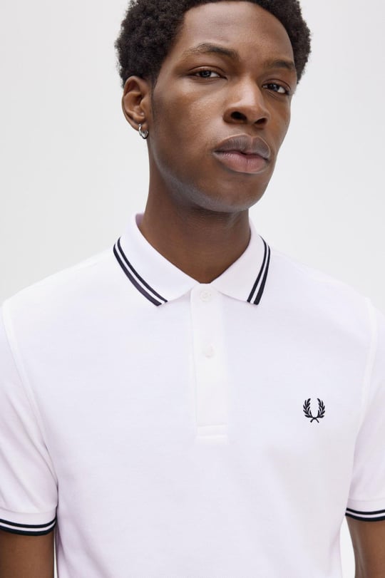 Fred Perry Fred Perry Erkek Regular Fit Yakası ve Kolları Çizgi Detaylı %100 Pamuklu Kısa Kollu Beyaz T-Shirt M3600-200