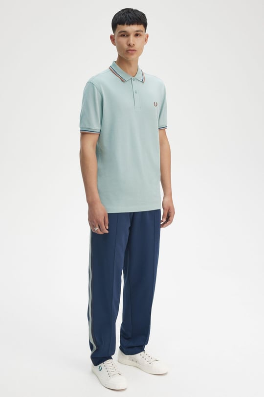 Fred Perry Fred Perry Erkek Regular Fit Yakası ve Kolları Çizgi Detaylı %100 Pamuklu Kısa Kollu Açık Mavi Polo Yaka T-Shirt M3600-Y26