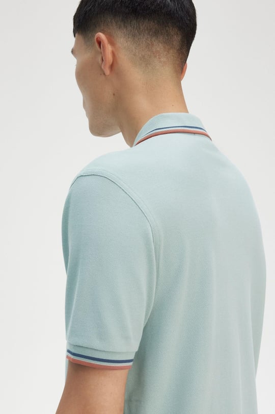 Fred Perry Fred Perry Erkek Regular Fit Yakası ve Kolları Çizgi Detaylı %100 Pamuklu Kısa Kollu Açık Mavi Polo Yaka T-Shirt M3600-Y26