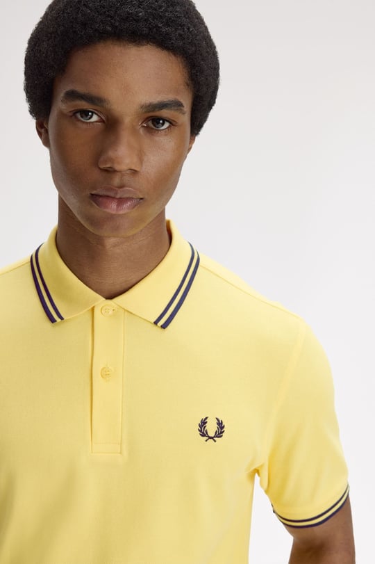 Fred Perry Fred Perry Erkek Regular Fit Yakası ve Kolları Çizgi Detaylı %100 Pamuklu Kısa Kollu 06B Polo Yaka T-Shirt M3600-06B