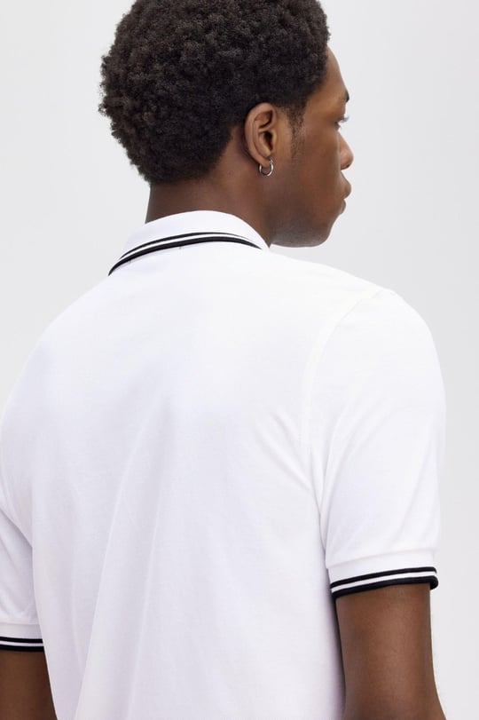 Fred Perry Fred Perry Erkek Regular Fit Yakası ve Kolları Çizgi Detaylı %100 Pamuklu Kısa Kollu Beyaz T-Shirt M3600-200