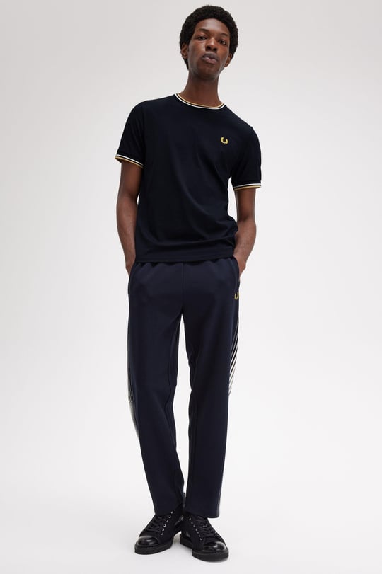Fred Perry Fred Perry Erkek Regular Fit Kısa Kollu Şerit Detaylı Siyah T-Shirt M1588-W53