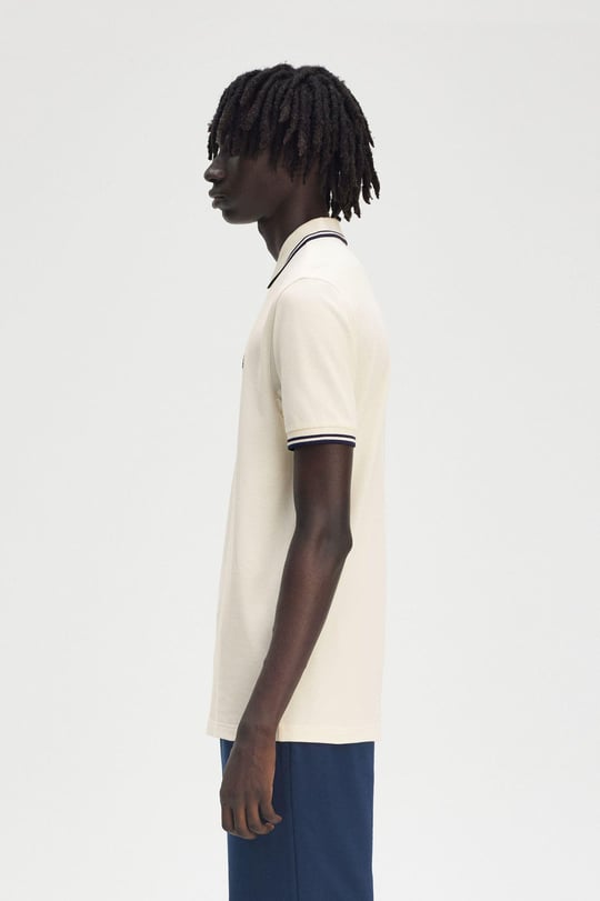 Fred Perry Fred Perry Erkek Regular Fit Yakası ve Kolları Çizgi Detaylı %100 Pamuklu Kısa Kollu Ekru-Lacivert T-Shirt M3600-Y24