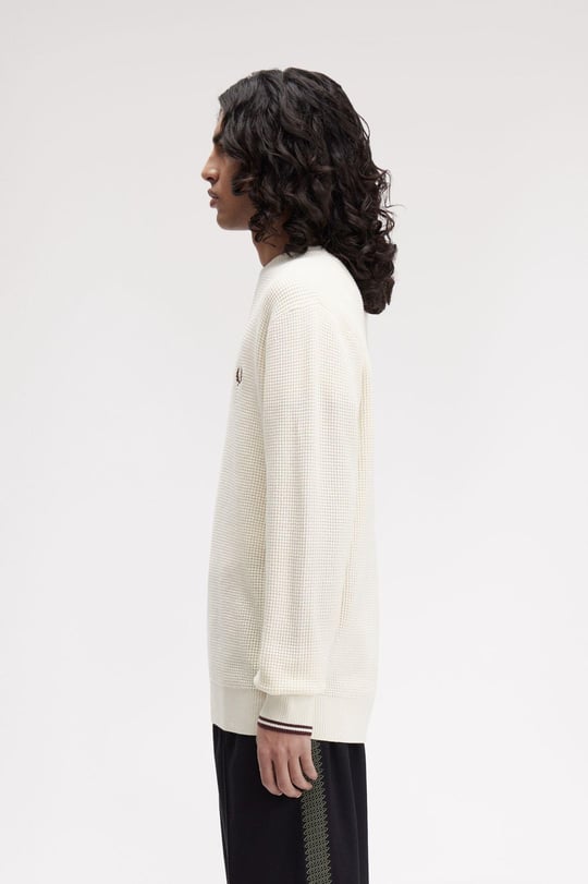 Fred Perry Fred Perry Erkek Sol Göğüste İşlenmiş Defne Çelengi Logosu Yuvarlak Yaka Uzun Kol Ekru Sweatshirt K6507-560
