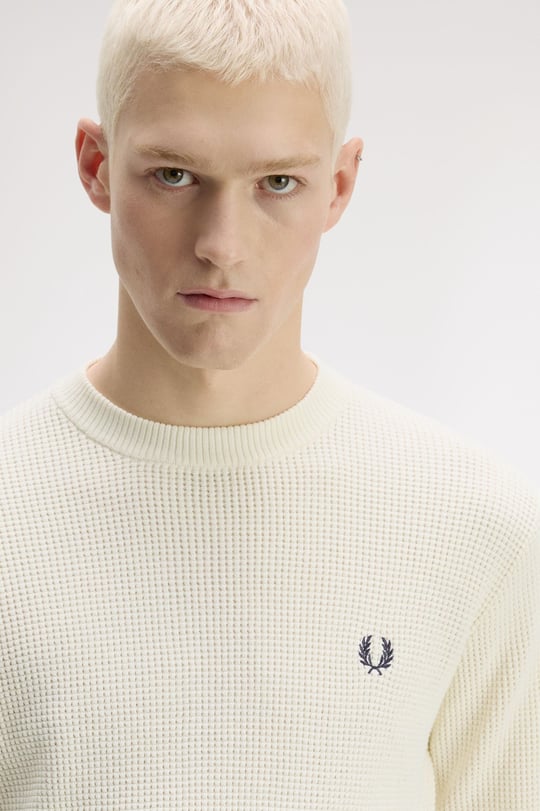 Fred Perry Fred Perry Erkek Sol Göğüste İşlenmiş Defne Çelengi Logosu Yuvarlak Yaka Uzun Kol Ekru Sweater K6507-170