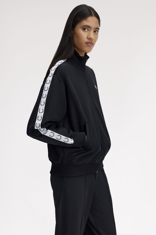 Fred Perry Fred Perry Kadın Omuzları Logo Detaylı Şerit Çizgili Dik Yakalı Uzun Kollu Siyah Ceket J1106-102