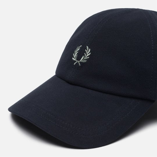 Fred Perry Fred Perry Unısex %100 Pamuk Ayarlanabilir Metal Tokalı Fred Perry Logo Detay Lacivert Şapka HW2295-T73