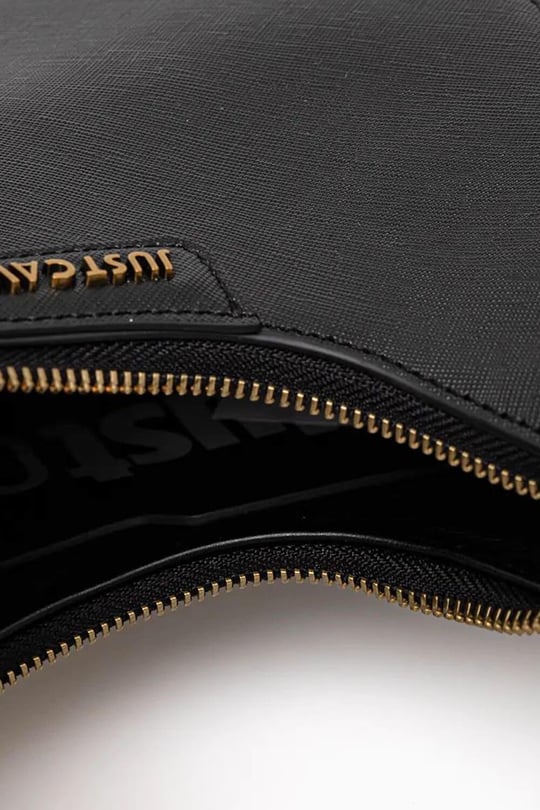 Just Cavalli Just Cavalli Kadın Siyah Üzerinde Gold Marka Logolu Kısa Askılı Siyah Omuz Çantası 77RA4BI4ZS766-899