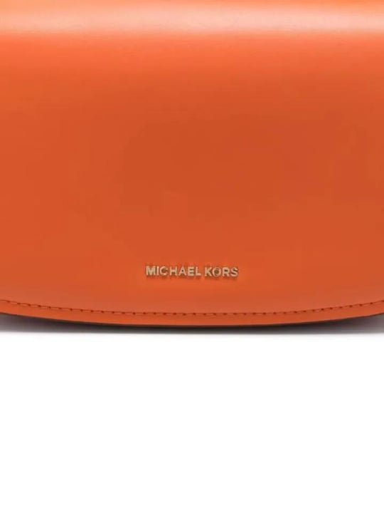 Michael Kors Michael Kors Kadın Ayarlanabilir Omuz Askılı %100 Deri Metalik Logo Kabartmalı Manyetik Kapamalı Turuncu Omuz Çantası 32S5GL0C1L-ORNGPNCH