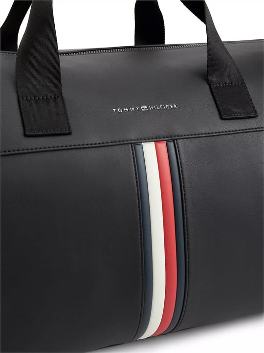 Tommy Hilfiger Tommy Hilfiger Erkek Bayrak Logo Detaylı Fermuarlı Geniş İç Hacimli Siyah Seyahat Çantası AM0AM14519-BDS
