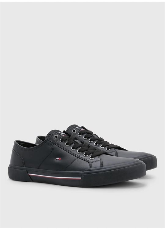 Tommy Hilfiger Tommy Hilfiger Erkek Deri Logolu Düz Tabanlı Günlük Kullanım Siyah Sneaker FM0FM04561-BDS
