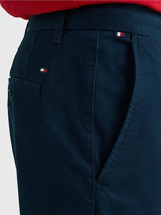 Tommy Hilfiger Tommy Hilfiger Erkek Dokuma Regular Fit Düğmeli Günlük Lacivert2 Şort MW0MW23563-DW5