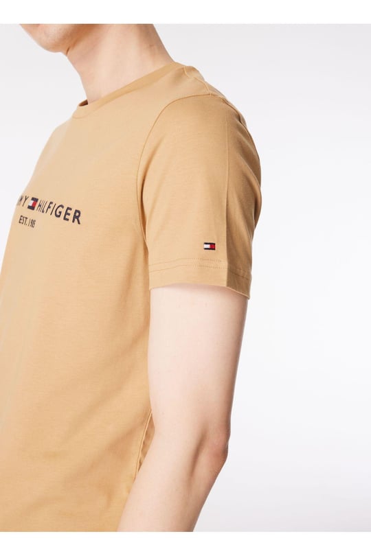 Tommy Hilfiger Tommy Hilfiger Erkek Dokuma Kumaş Kısa Kol Düz Model Kahverengi T-Shirt MW0MW11797-RBL