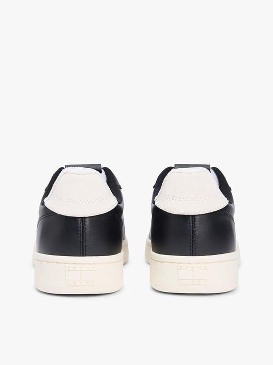 Tommy Hilfiger Tommy Hilfiger Erkek Düşük Bilekli Logo Bayraklı Deri Siyah Sneaker EM0EM01596-0GN