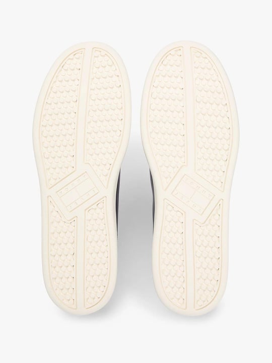 Tommy Hilfiger Tommy Hilfiger Erkek Düşük Bilekli Logo Bayraklı Deri Siyah Sneaker EM0EM01596-0GN