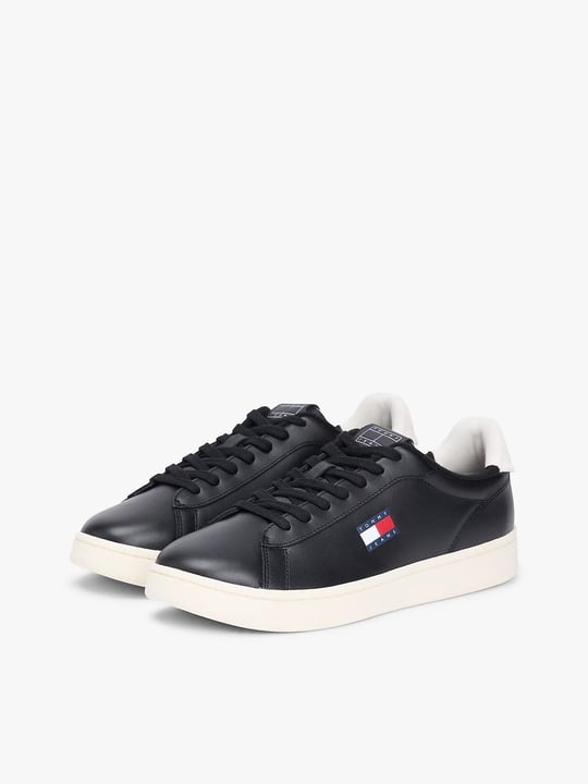 Tommy Hilfiger Tommy Hilfiger Erkek Düşük Bilekli Logo Bayraklı Deri Siyah Sneaker EM0EM01596-0GN
