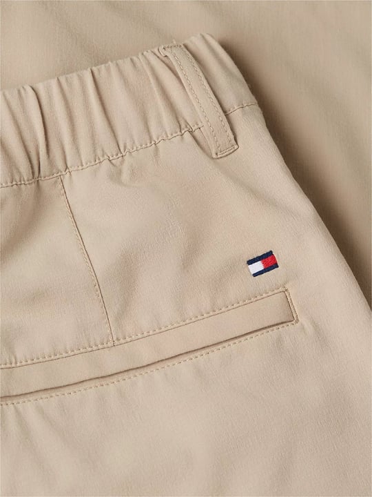 Tommy Hilfiger Tommy Hilfiger Erkek Düğme Kapama Normal Bel Kısa Boy Cep Detay Bej Şort MW0MW42354-AEG