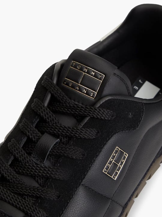 Tommy Hilfiger Tommy Hilfiger Erkek Hakiki Deri Karma Dokulu  Metalik Logolu Siyah Sneaker EM0EM01794-BDS