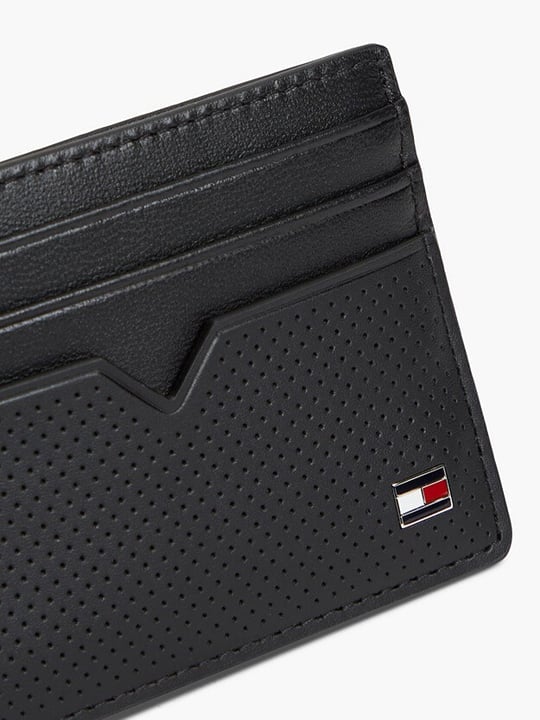 Tommy Hilfiger Tommy Hilfiger Erkek Hakiki Deri Delikli Yüzey Bayrak Logolu Çok Kart Bölmeli Siyah Cüzdan AM0AM14791-BDS