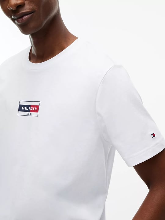 Tommy Hilfiger Tommy Hilfiger Erkek Kısa Kol Pamuklu Regular Fit Beyaz T-Shirt MW0MW44882-YBR