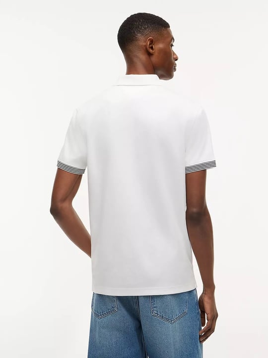 Tommy Hilfiger Tommy Hilfiger Erkek Normal Kalıp Kolunda ve Yakasında Çizgi Desenli Kısa Kollu Beyaz Polo Yaka T-Shirt MW0MW43296-YBR