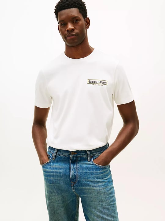 Tommy Hilfiger Tommy Hilfiger Erkek Normal Kalıp Yuvarlak Yakalı Logo İmzalı Kısa Kollu Beyaz T-Shirt MW0MW41463-YBL