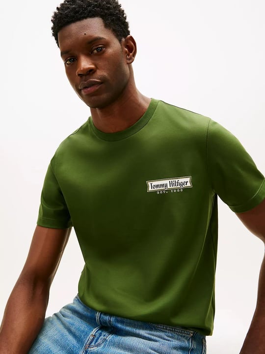 Tommy Hilfiger Tommy Hilfiger Erkek Normal Kalıp Yuvarlak Yakalı Logo İmzalı Kısa Kollu Yeşil T-Shirt MW0MW41463-L01