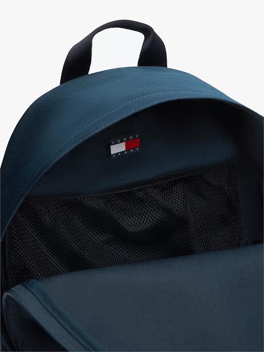 Tommy Hilfiger Tommy Hilfiger Erkek Sırt Askılı Marka Logolu Fermuar Kapamalı Lacivert Sırt Çantası AM0AM13726-C1G