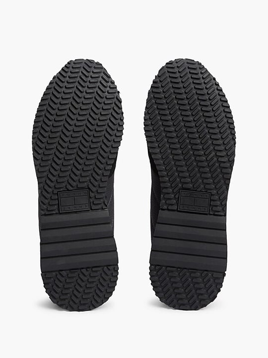Tommy Hilfiger Tommy Hilfiger Erkek Süet Yüzey Karma Dokulu Delikli Panelli Logolu EVA Tabanlı Siyah Sneaker EM0EM01774-0GP