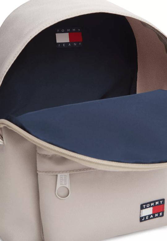 Tommy Hilfiger Tommy Hilfiger Kadın Ayarlanabilir Askılı Logo Etiketli Fermuarlı Ön Cepli Bej Sırt Çantası AW0AW18648-AEP