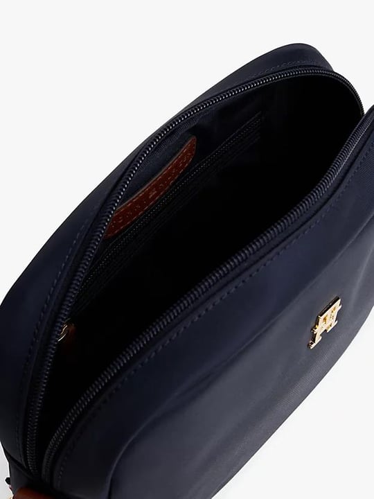 Tommy Hilfiger Tommy Hilfiger Kadın Ayarlanabilir Omuz Askılı TH Monogram Logolu Lacivert Omuz Çantası AW0AW17704-DW6
