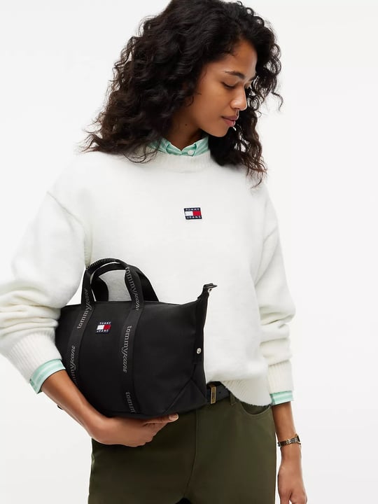 Tommy Hilfiger Tommy Hilfiger Kadın Ayarlanabilir ve Çıkarılabilir Omuz Askılı Fermuarlı Logo Desenli Siyah Çanta AW0AW19038-BDS