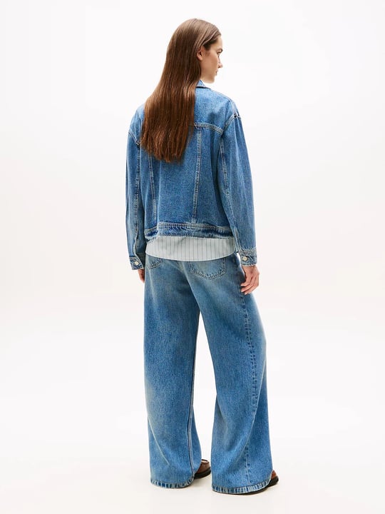 TOMMY HILFIGER Tommy Hilfiger Kadın Denim Kumaş Göğüste Cep Detay Düğme Kapama Uzun Kol Denim Ceket WW0WW46485-1A5
