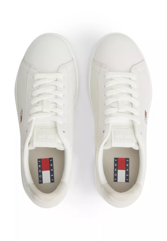 Tommy Hilfiger Tommy Hilfiger Kadın Düşük Bilekli İkonik Bayrak Logo Desenli Süet Detaylı Deri Ekru Sneaker EN0EN03146-YBL