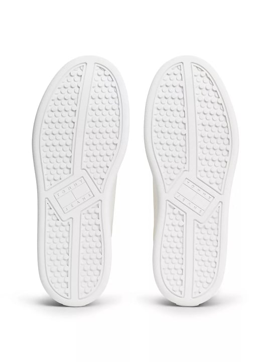 Tommy Hilfiger Tommy Hilfiger Kadın Düşük Bilekli İkonik Bayrak Logo Desenli Süet Detaylı Deri Beyaz Sneaker EN0EN03146-0GZ