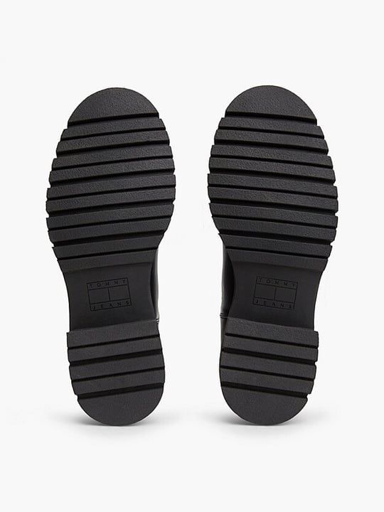 Tommy Hilfiger Tommy Hilfiger Kadın Hakiki Deri Yanları Lastikli Tırtıklı Tabanlı Logo Plakalı Siyah Bot & Bootie EN0EN03105-BDS