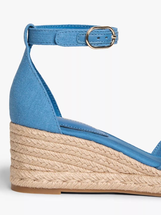 Tommy Hilfiger Tommy Hilfiger Kadın Kenevir Kumaş Çapraz Askılı Dolgu Topuklu Mavi Sandalet FW0FW09332-CZQ
