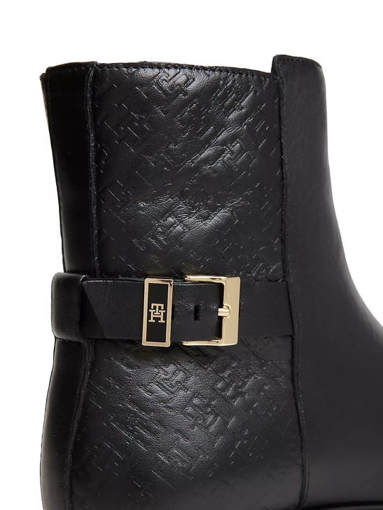 Tommy Hilfiger Tommy Hilfiger Kadın Logo Kabartmalı Deri Arka Yüzey Tokalı Bilek Kayışı Siyah Bot & Bootie FW0FW09672-BDS