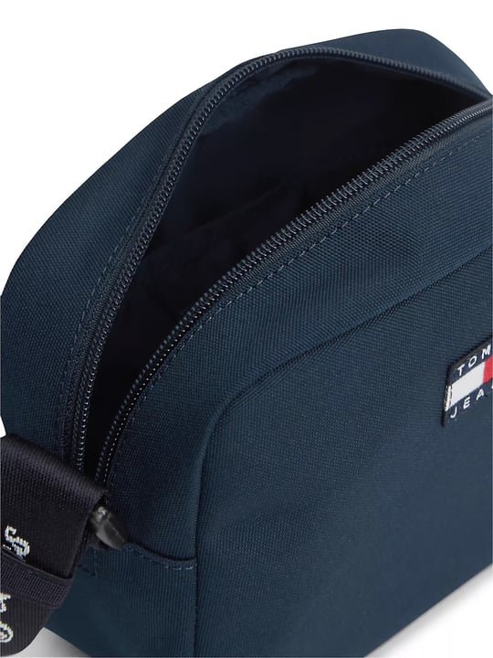 Tommy Hilfiger Tommy Hilfiger Kadın Logo Baskılı Ayarlanabilir Omuz Askılı Logo Etiketli Lacivert Çanta AW0AW18769-C1G