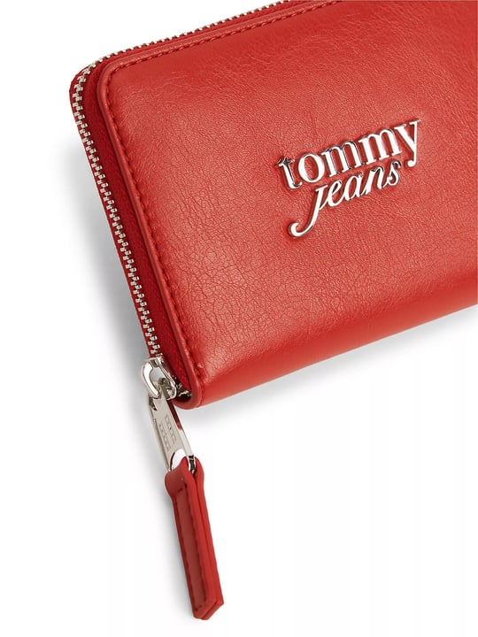 Tommy Hilfiger Tommy Hilfiger Kadın Metalik Kabartma Logolu Bozuk Para Cepli Kırmızı Cüzdan AW0AW18794-XMP