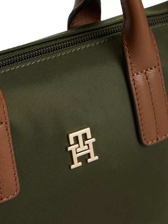 Tommy Hilfiger Tommy Hilfiger Kadın Metalik TH Logo Detaylı Çıkarılabilir Uzun Askılı Yeşil Omuz Çantası AW0AW18368-MRZ