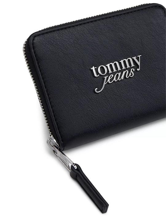 Tommy Hilfiger Tommy Hilfiger Kadın Metalik Kabartma Logolu Bozuk Para Cepli Siyah Cüzdan AW0AW18794-BDS