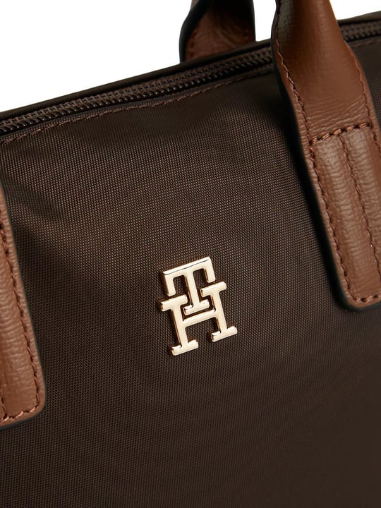 Tommy Hilfiger Tommy Hilfiger Kadın Metalik TH Logo Detaylı Çıkarılabilir Uzun Askılı Kahverengi Omuz Çantası AW0AW18368-GUG
